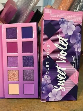 Violet Voss Mini Sweet Violet Eyeshadow Palette (Purple Shades) *BNIB